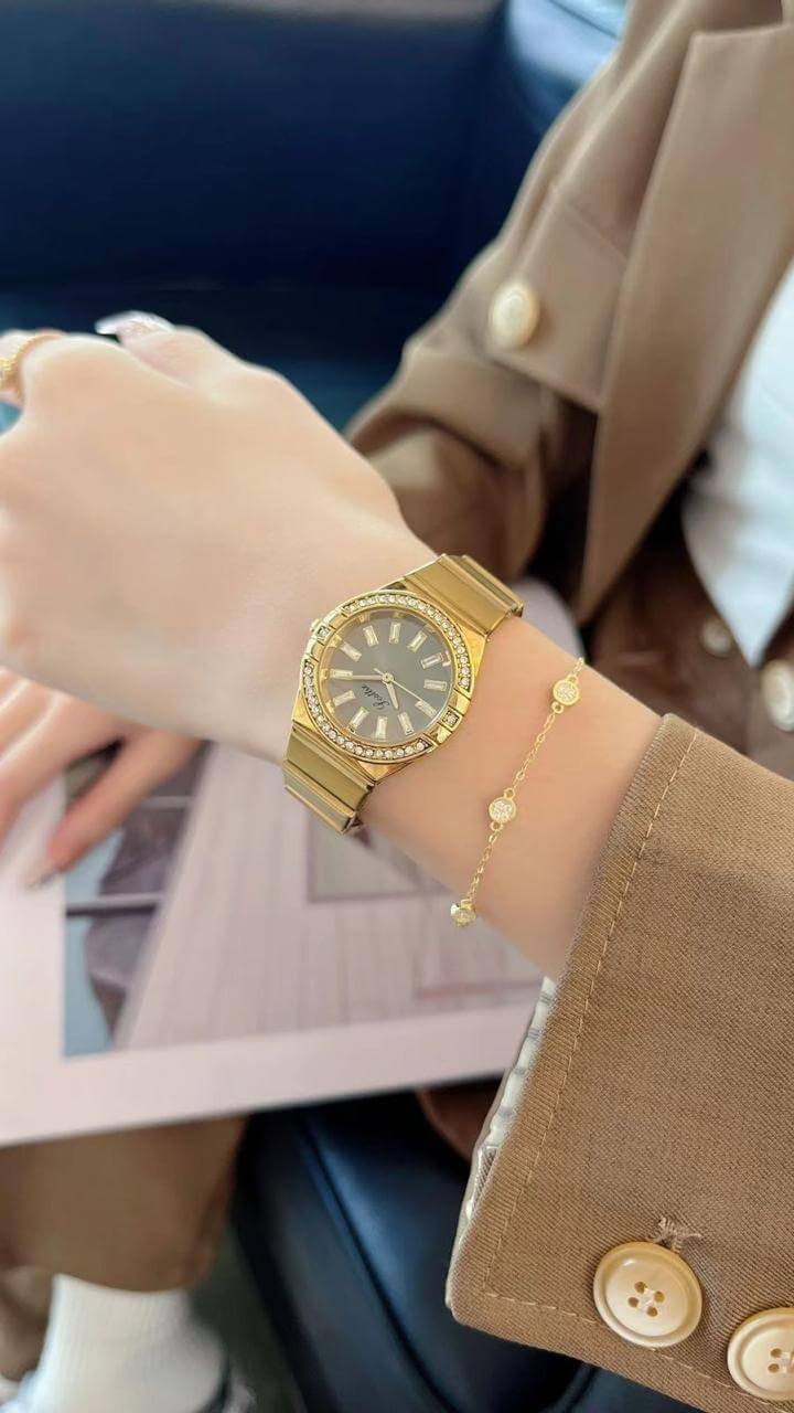Reloj Elegante Pulsera Delgada con Circones
